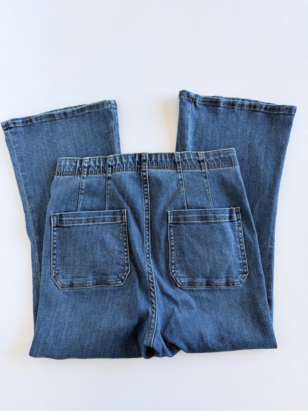 Pilcro Mid Rise Kick Flare Crop Jeans Medium Wash Stretch Denim Size M Women - Picture 13 of 13